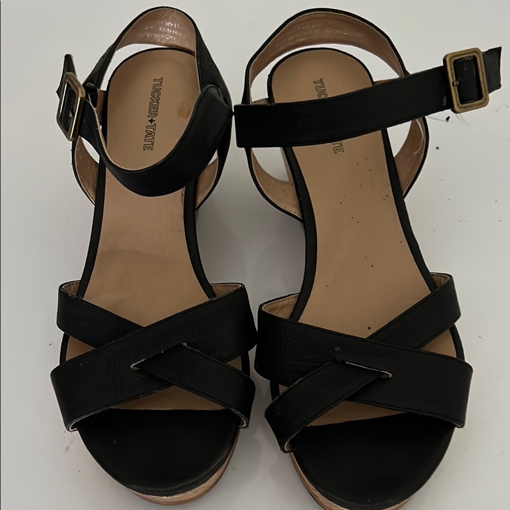 Tucker + Tate Black Sandals with X-Strap Design